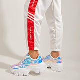 Sneaker Plataforma Luminosa: Holográfica & Ultra Ligera