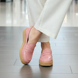 Mocasín Classic Daily: Charol Premium con Suela Confort (El Best Seller)