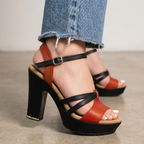 Zapato en combinación con el color negro. Elige la combinacion que mas te guste