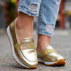 Zapato femenino cerrado disponible en 2 colores. Envió a toda Honduras