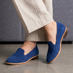 Zapatilla cerrada de gamuza, variedad de colores