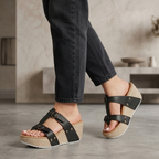 Elegancia Rústica: Sandalias con Plataforma y Hebillas