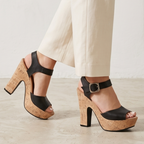 Zapato abierto de enfrente, con faja trasera para un buen soporte