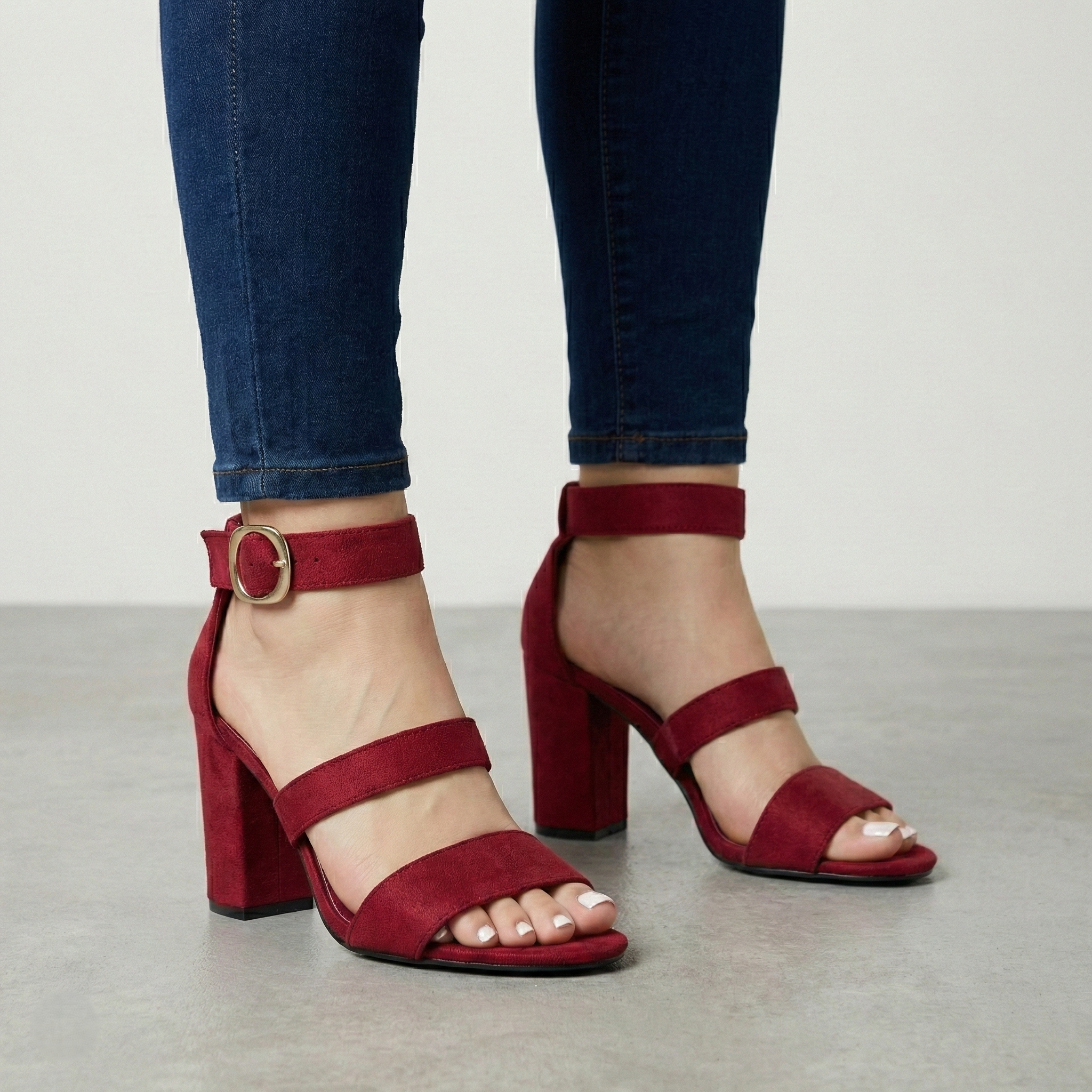 Sandalia Wild Block con 3 fajas: Tu Lado Más Atrevido