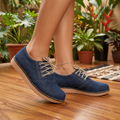 Mocasin Bajo con Cordones hecho de Tela de Jean