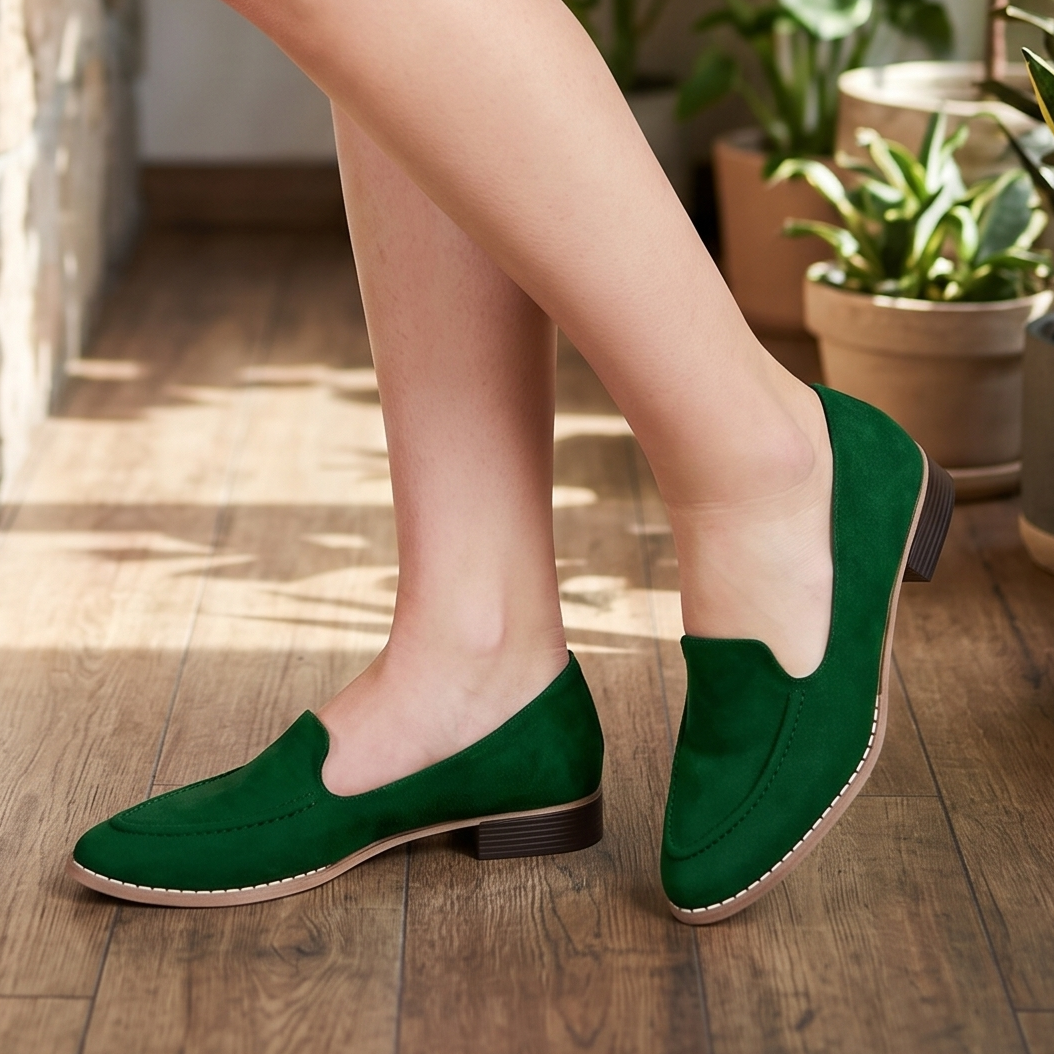 Zapatilla cerrada de gamuza, variedad de colores