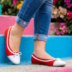 Zapatillas Flats Versátiles para Todo Andar Decorada con un Chongo. Elige entre colores combinados