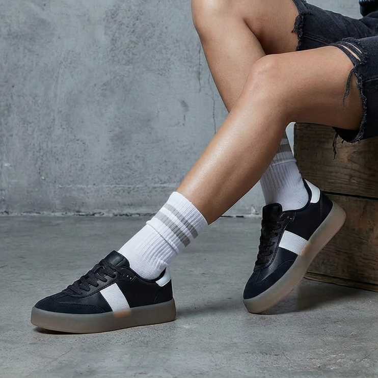 Sneaker Retro: Plataforma & Confort Absoluto