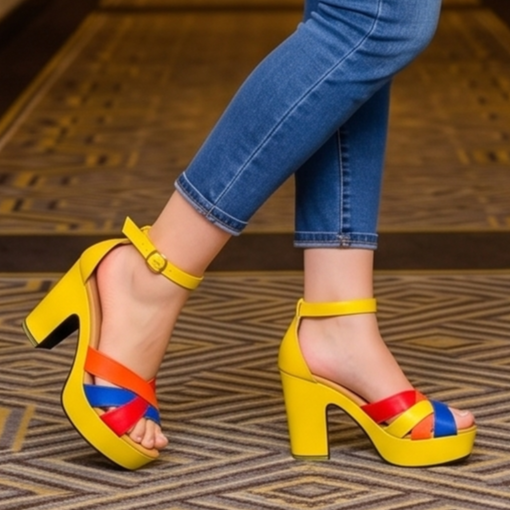 Sandalias Coloridas de Tacón Mediano