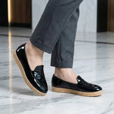 Mocasín Classic Daily: Charol Premium con Suela Confort (El Best Seller)