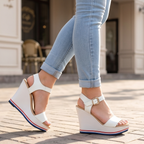 Plataforma con suela blanca, combinado con cuerina
