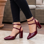 Tacones Brillantes: con Diseño Refinado