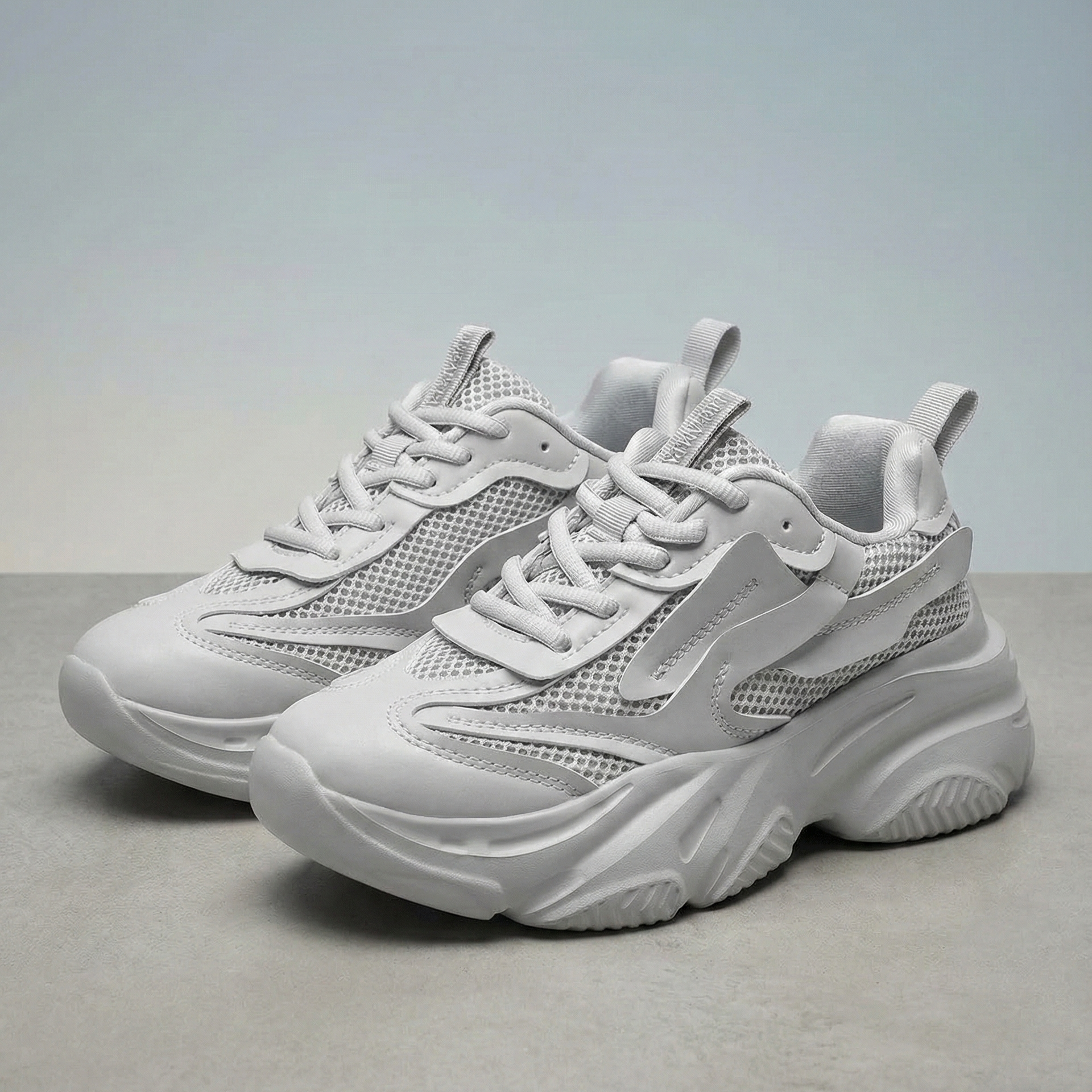 Sneaker Jaxon: Plataforma Chunky & Vibe Urbano. Ideal para caminar