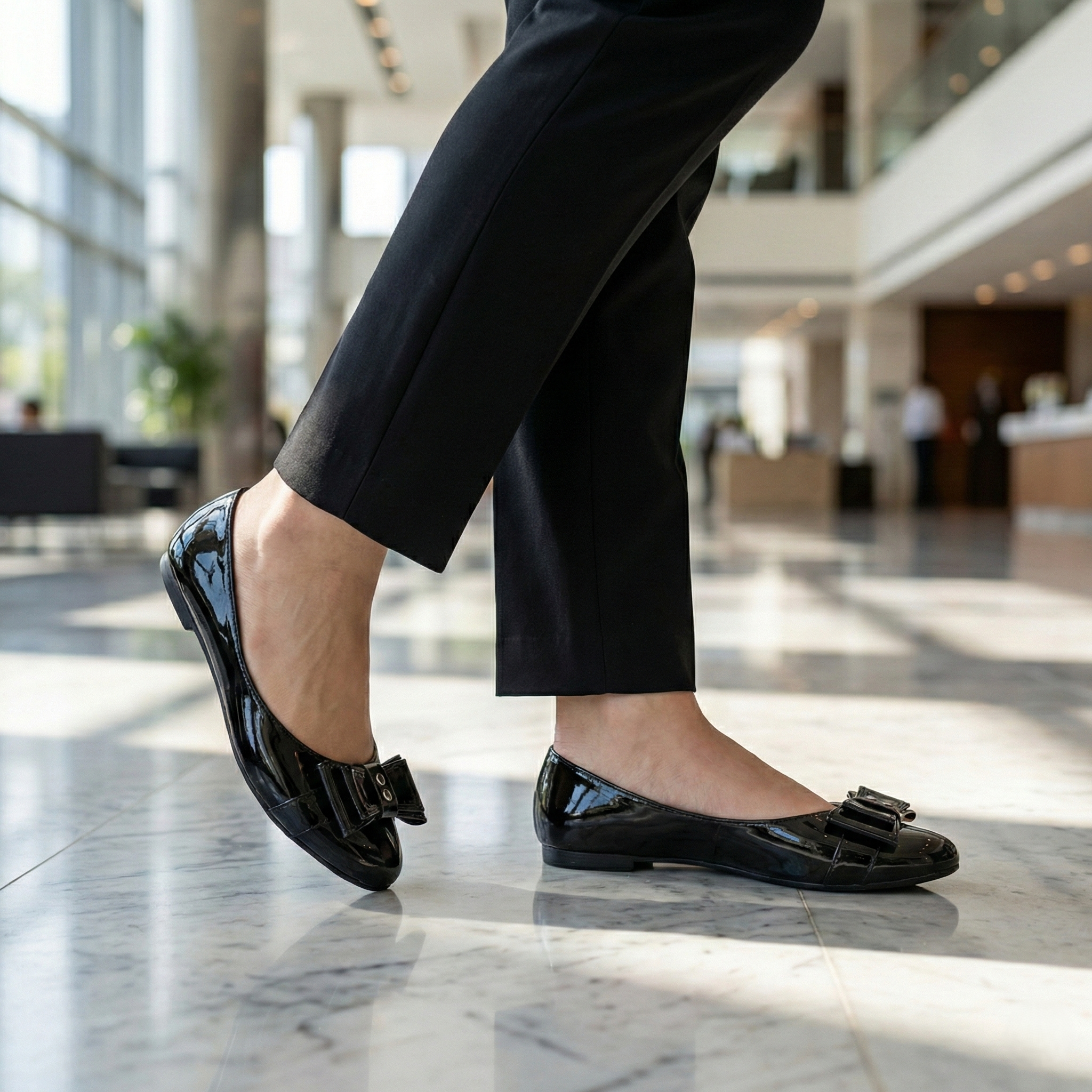 Flat Charol Bow: Comodidad 24/7 y Efecto Estilizador