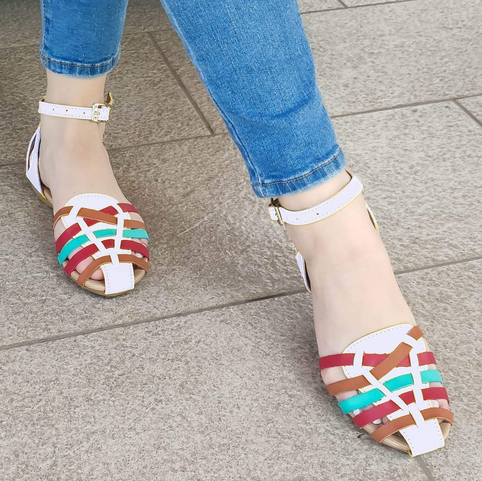 Zapato Bajito Estilo Cangrejero Colorido Diseño Blanco / 35 Normal Zapatos Bajitos