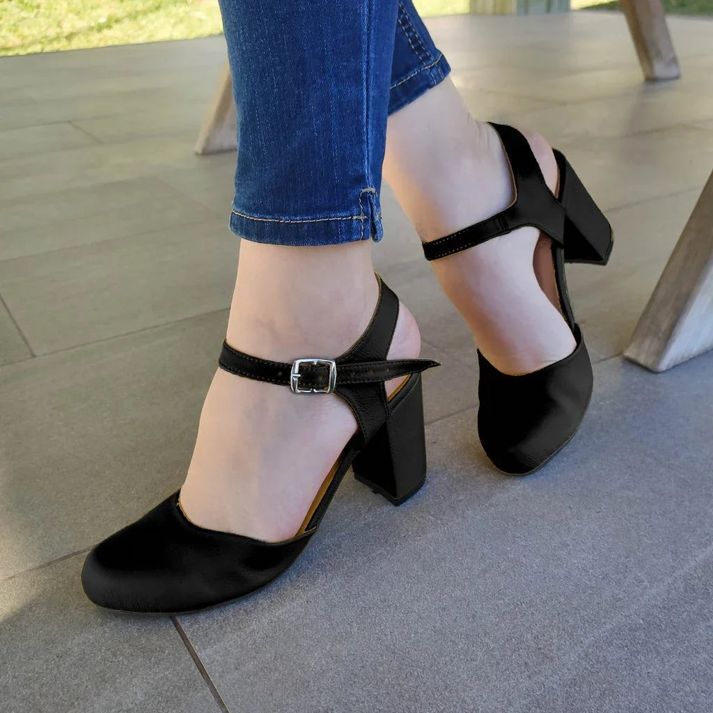 Zapatos Cerrados De Enfrente Y Descubierto Los Costados Negro / 35 Normal Medianos