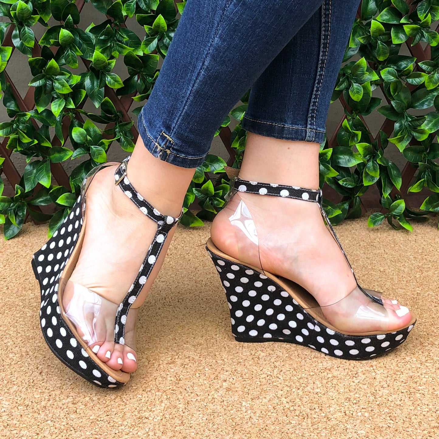 Plataforma Negra Con Puntos Blancos Zapatos Altos