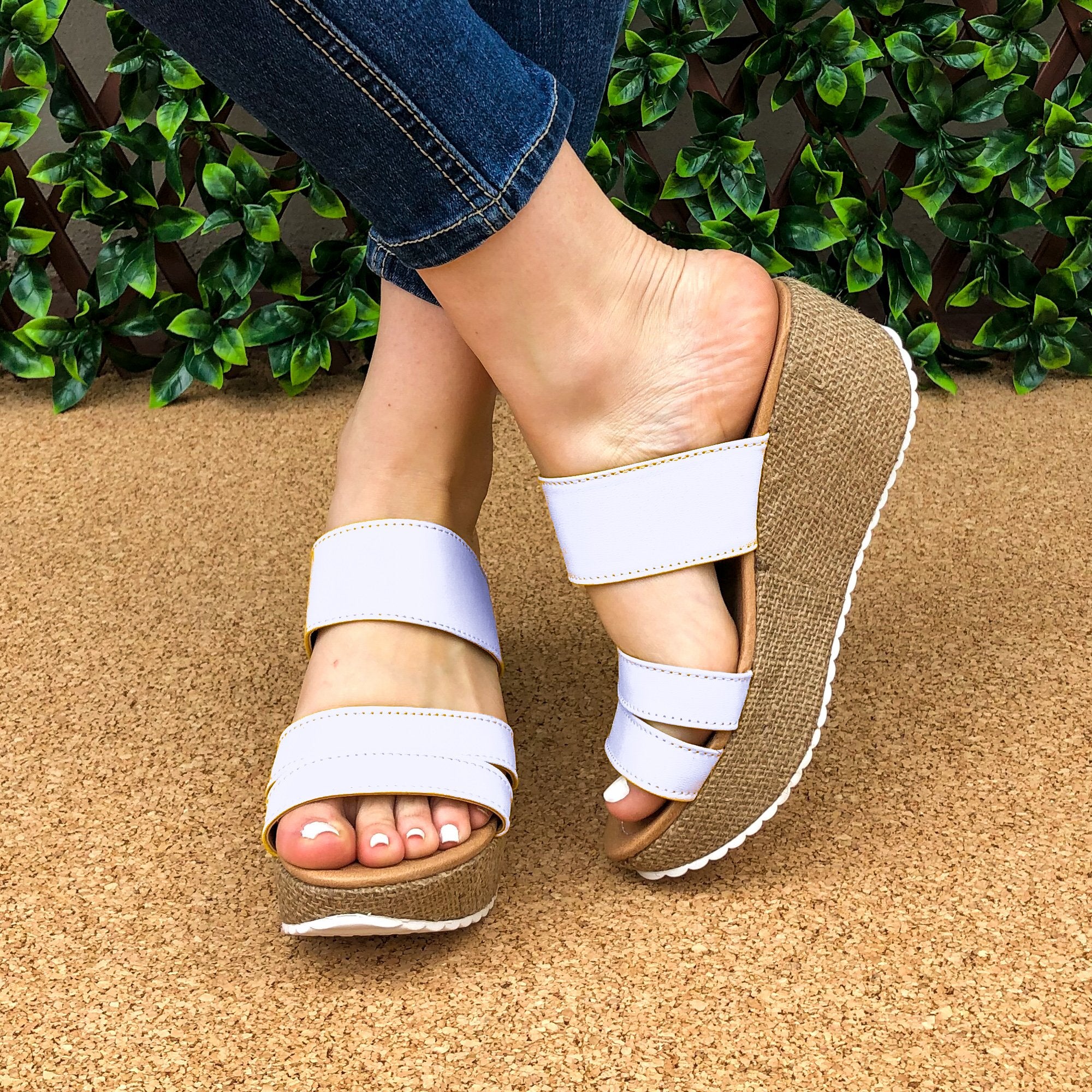 Sandalia Solo De Meter Plataforma Mediana Hecha Con 3 Fajas Blanco / 34 Normal Zapatos Altos