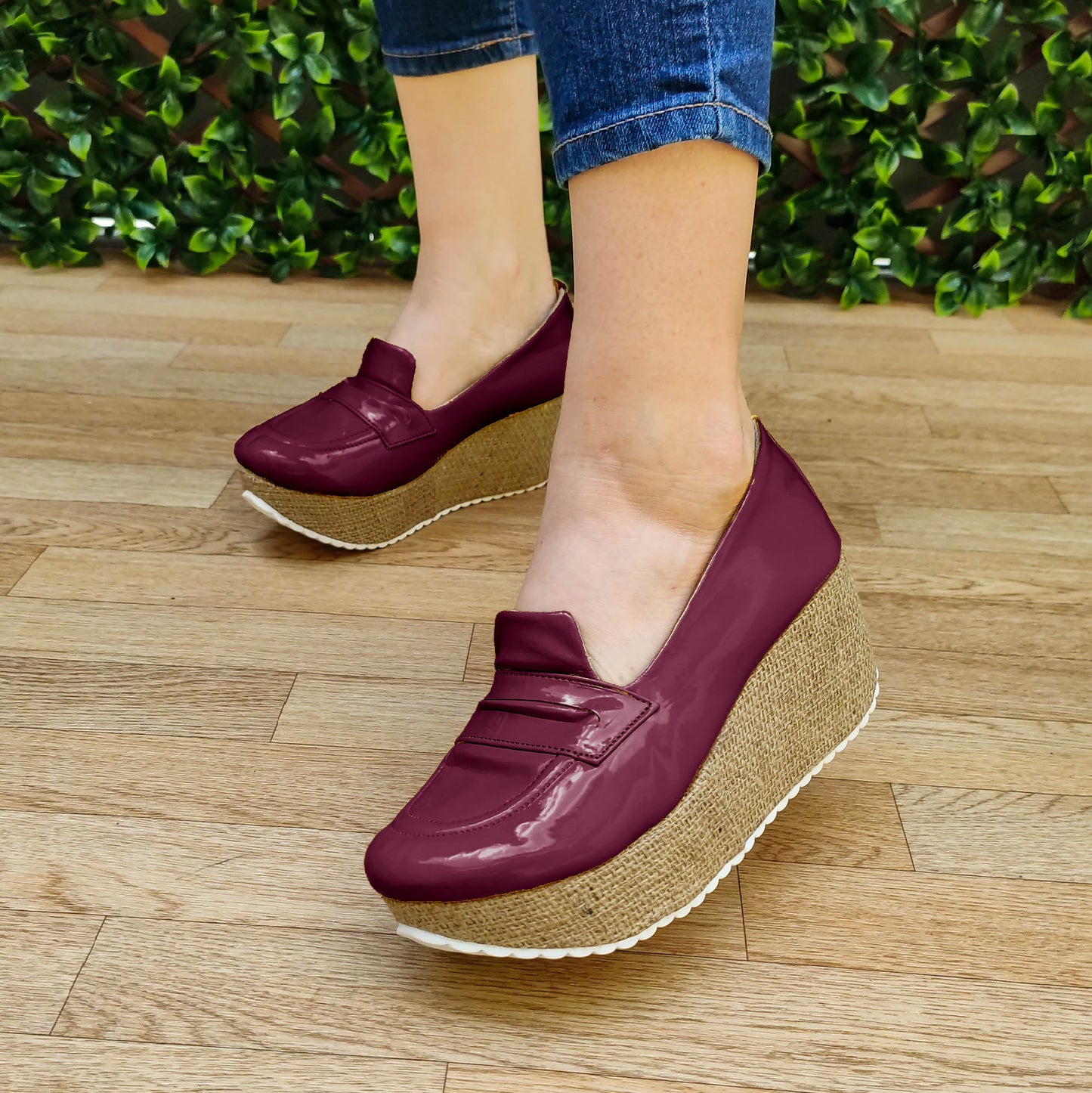 Plataforma Charol Brillante con suela forrada en Bramante