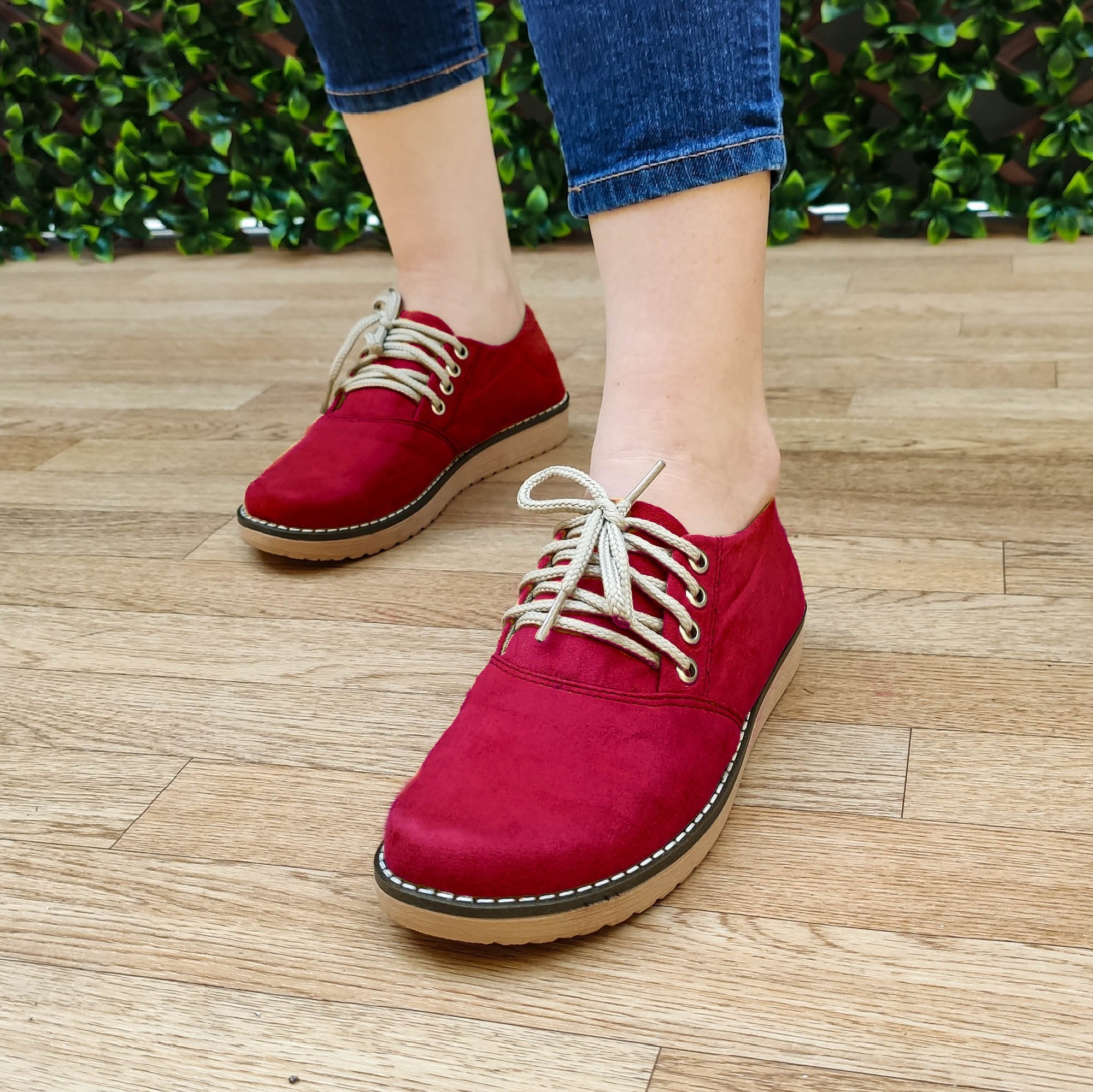 Zapato Bajito De Cordones Hecho Gamuza. Cómodos Para Uso Diario Rojo / 35 Normal Zapatos Bajitos