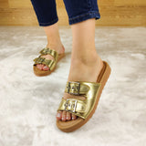 Sandalia Con Dos Hebillas Ajustable. Hechos De Cuerina Brillante Dorado / 35 Normal Zapatos Medianos