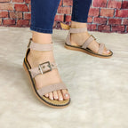 Bella Sandalia Bajita Con 3 Fajas Dos De Ellas Ajustables. Hechas Gamuza Beige / 35 Normal Zapatos