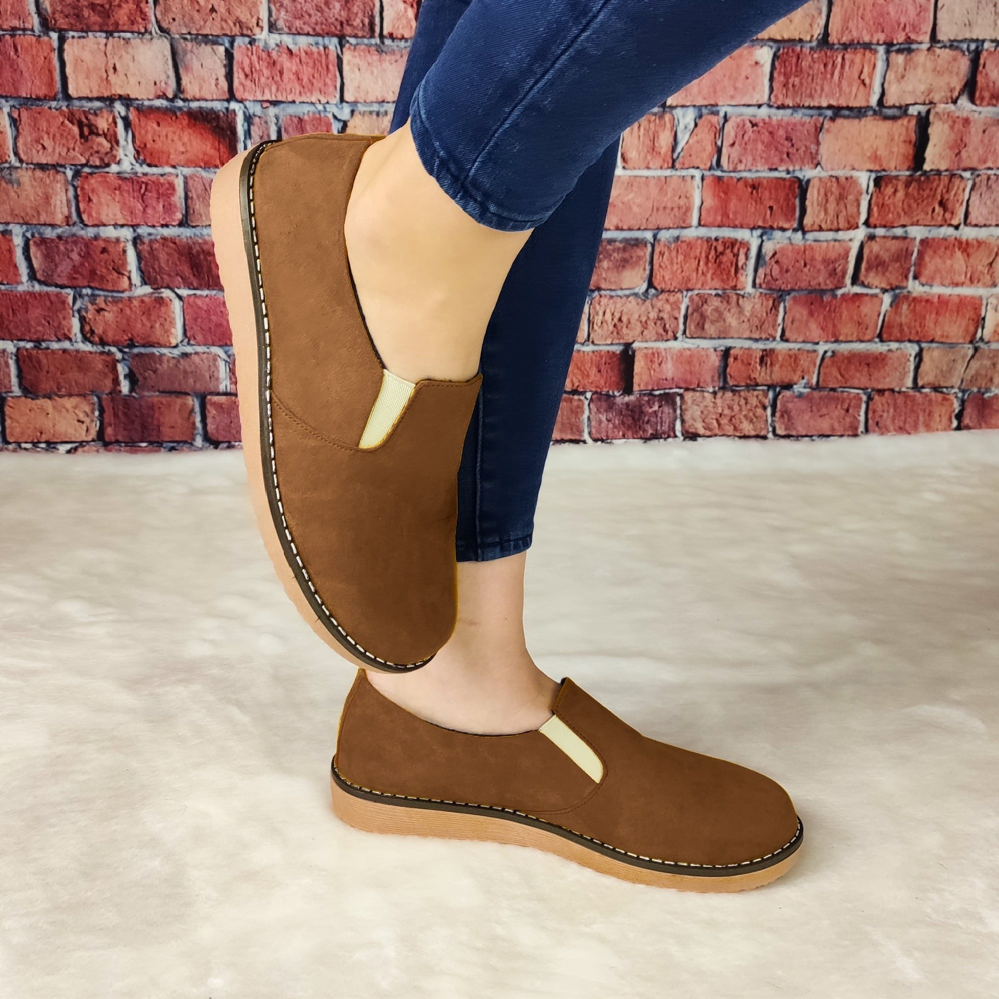 Zapato Bajito Con Elastico Hecho De Gamuza. Cómodos Para Uso Diario Cafe / 35 Normal Zapatos Bajitos