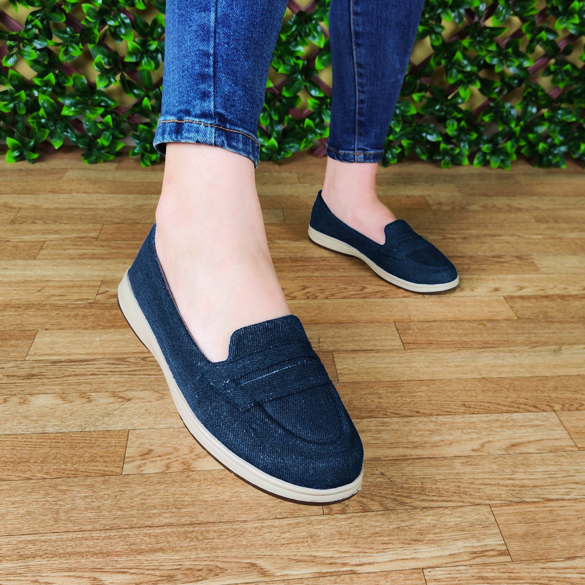 Mocasin Hecho Con Tela De Jean Dos Tonalidades Zapatos Bajitos