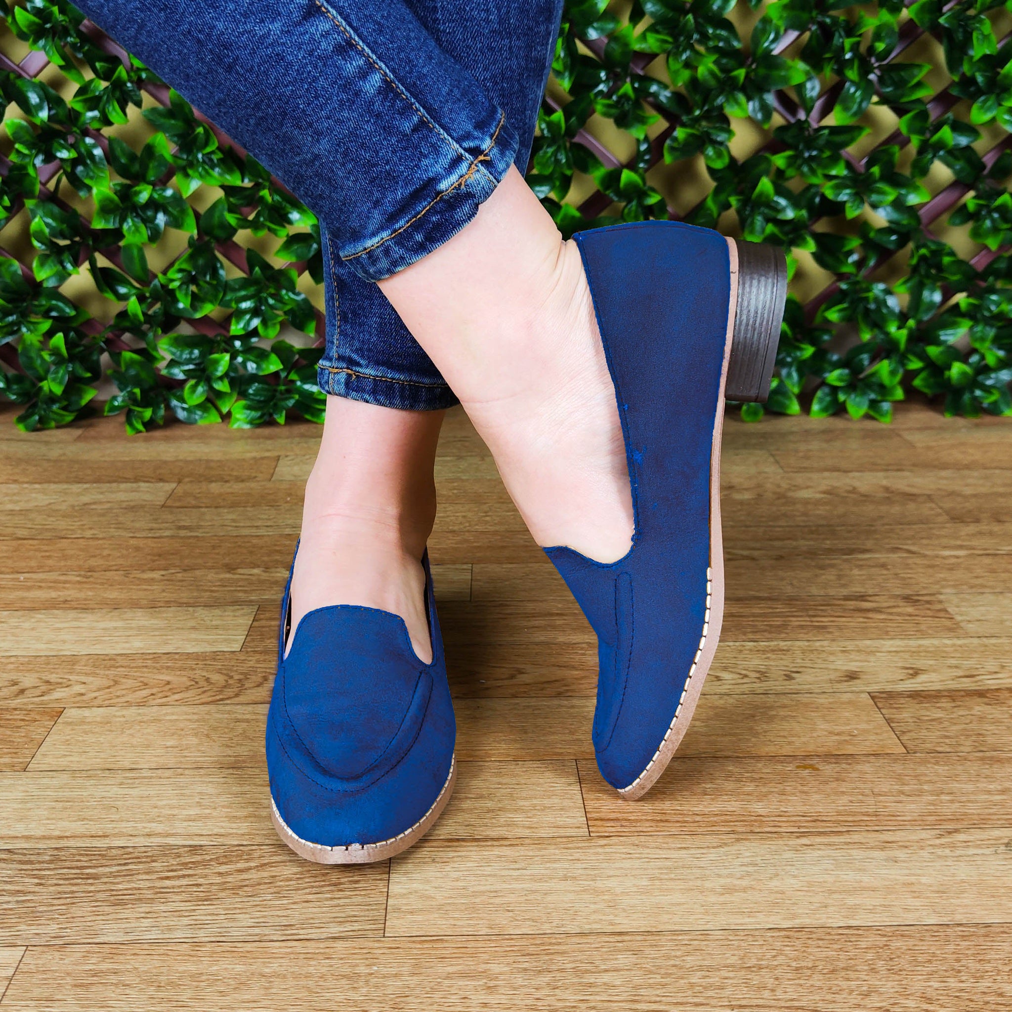 Copia De Sandalia Abierta Construida Con Un Taconcito Pequeño Azul / 35 Normal Zapatos Bajitos