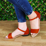 Sandalia Abierta Construida Con Un Taconcito Pequeño Rojo / 35 Normal Zapatos Bajitos