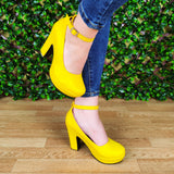 Calzado Para Dama De Cuerina Estilo Tacon Cuadrado. Estilo Casual Cerrado Amarillo / 35 Normal