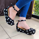 Alegres Plataformas Cerradas Con Tela De Patrón Puntitos 3 Colores Para Elegir Zapatos Medianos