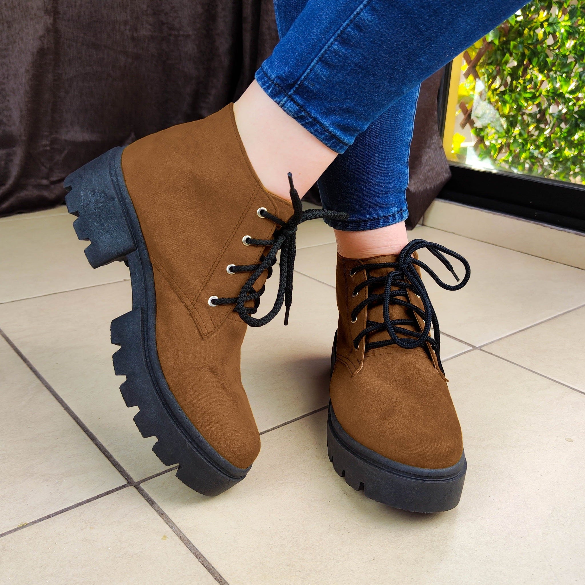 Imponente Y Hermoso Calzado Estilo Botin Varios Colores Cafe / 35 Normal Zapatos Medianos