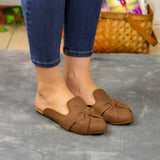 Flats Destalonadas Con Toque Elegante. Fabricados En Gamuza Cafe / 35 Normal Zapatos Bajitos