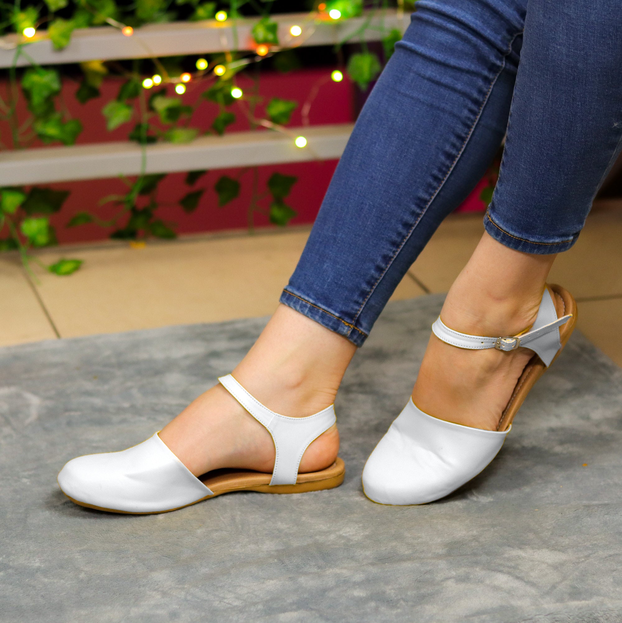 Flats Versátiles con Detalle de Hebilla: Elegancia Diaria