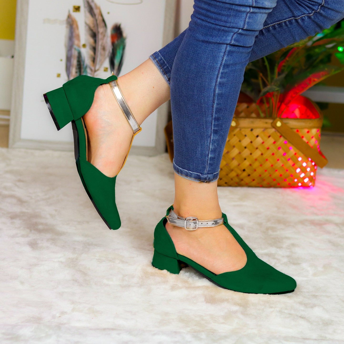 Sutileza Y Carácter: Zapatos Con Tacón Bajo Correa Elegante Medianos