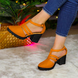 Sandalias con Correas y Tacón Robusto: Ideal para el Día a Día