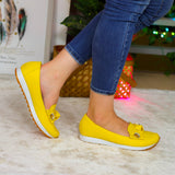 Zapatos Cerrados Con Detalle Sofisticado De Chongo Bajitos