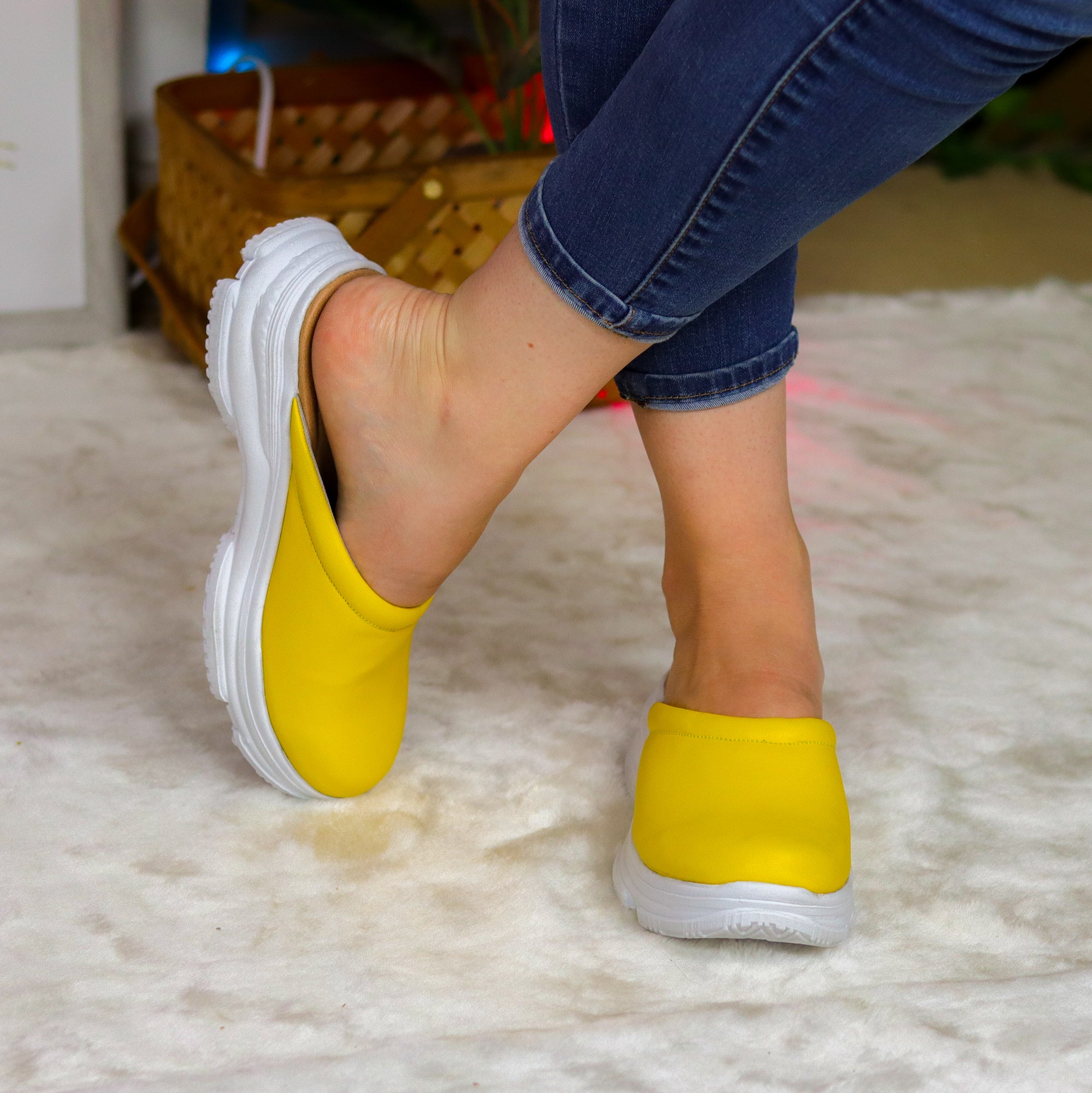 Zapatos con suela tipo Tenis. Flexibles y de Alto Confort