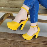 Zapato Cerrado De Enfrente Y Atras Amarillo / 35 Normal Zapatos Altos