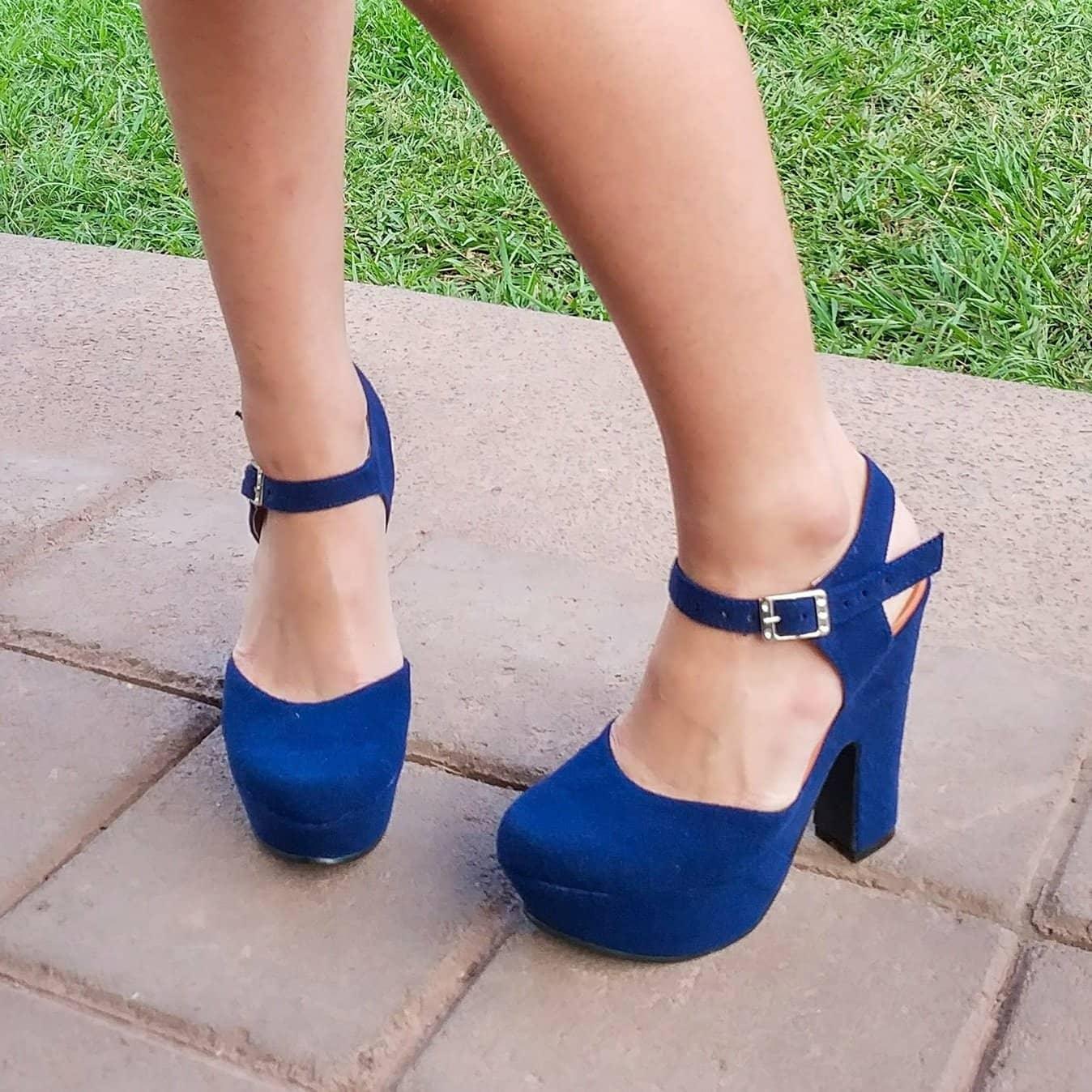 Zapato Cerrado De Enfrente Descubierto En La Parte Atras Azul / 35 Normal Zapatos Altos