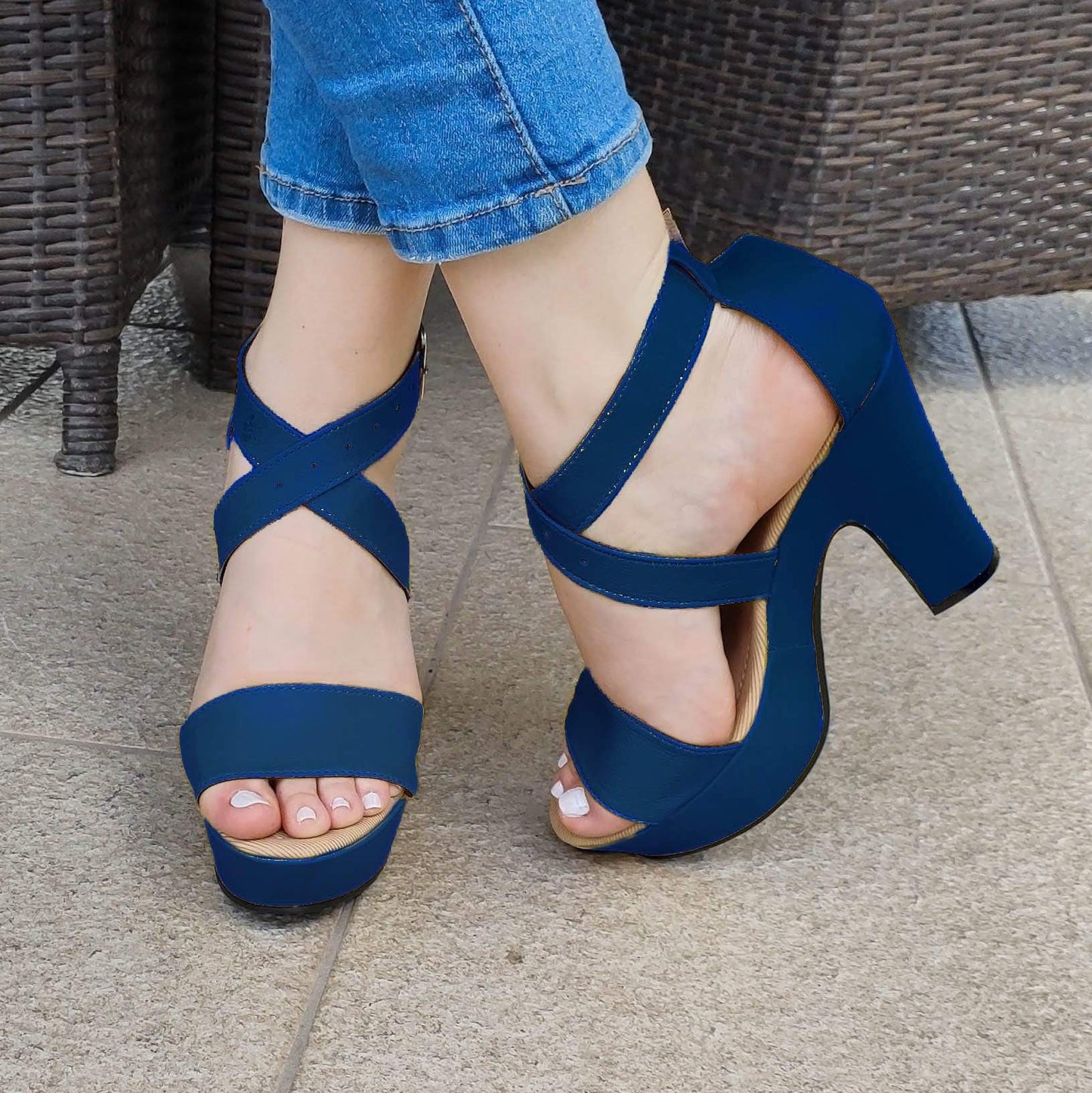 Zapato Con Fajas Traseras Cruzadas Gruesas Azul / 35 Normal Zapatos Altos