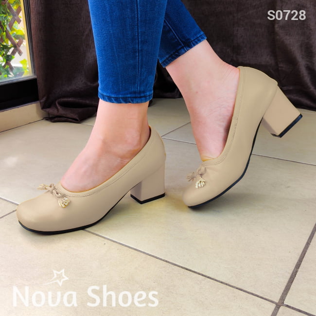 Bello Calzado Con Taconcito Cerrado Y Punta Redonda Bonito Diseño Exclusivo Beige / 35 Normal