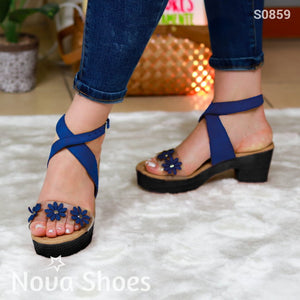 Bello Zapato Para Dama Con Fajas Cruzadas Y Florecitas Decoradas Azul / 35 Normal Zapatos Medianos