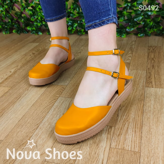 Calzado Cerrado De Enfrente Con Fajas Delgadas Atras. Suela Beige Comoda Y Suave Anaranjado / 35