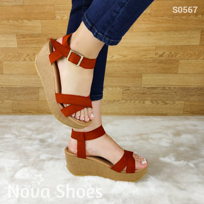 Calzado De Gamuza Con Tela Forrada En La Plataforma Zapatos Medianos