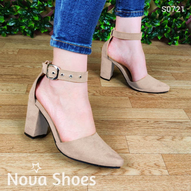 Calzado De Gamuza. Sandalias Femeninas Puntudas Cerradas Enfrente Beige / 35 Normal Zapatos Medianos