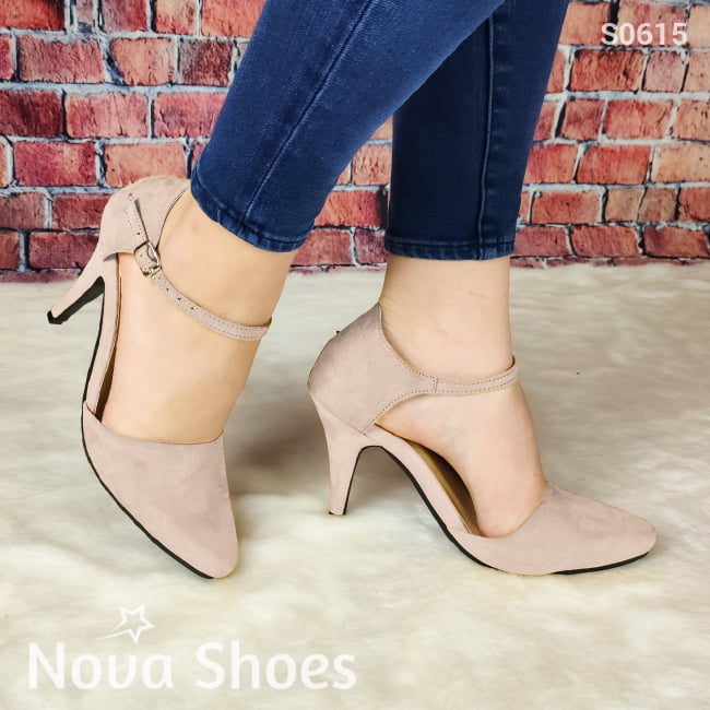 Calzado De Tacon Delgado No Tan Alto. Diseño Estilizado Beige / 35 Normal Zapatos Medianos