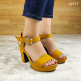 Calzado Hecho De Gamuza Estilo Tacon Cuadrado Amarillo / 35 Normal Zapatos Altos