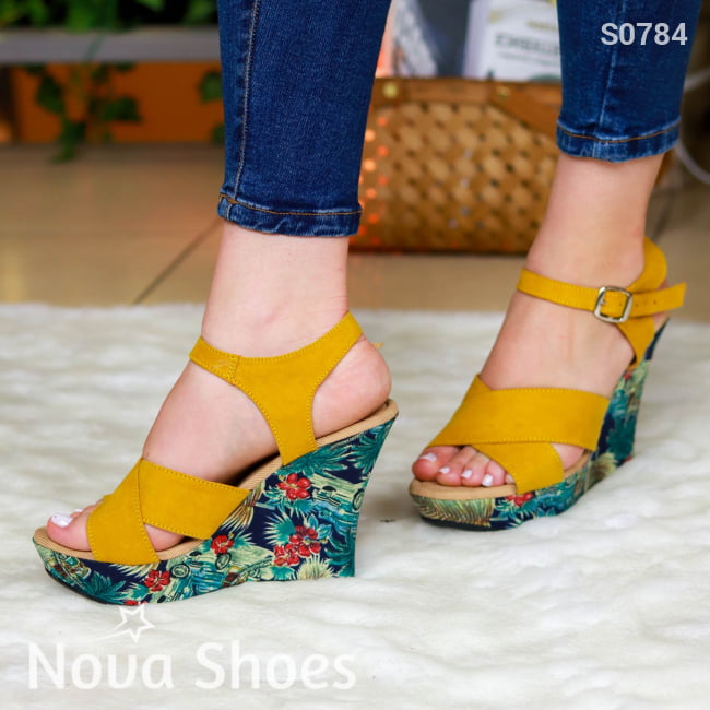 Colorida Plataforma. Hecha En Gamuza Disponible 8 Colores. Plataforma Forrada Tropical Amarillo / 35